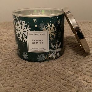 Bath and Body works 3 wick scented candle